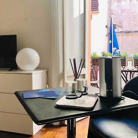 Battistero Xx Marzo Exclusive Balcony Apartment Parma