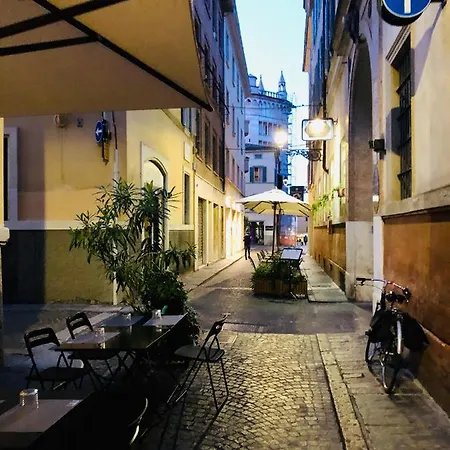 Battistero Xx Marzo Exclusive Balcony * Parma